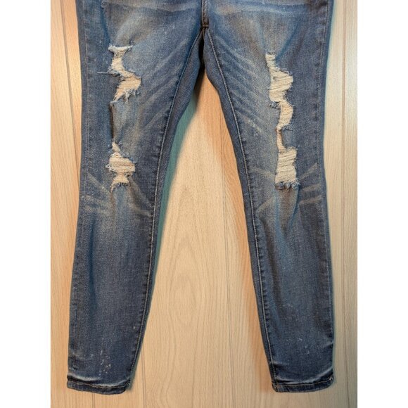 Judy Blue Jeans Womens 13/31 Skinny Fit Medium Wash Slim Casual Distressed Pants - Picture 3 of 11